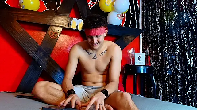 Axel_Romanov's Live XXX Chat