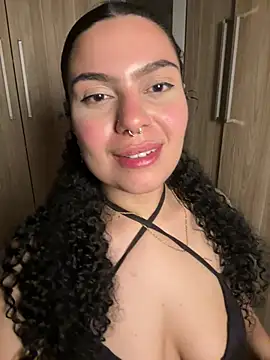 Chat +18 de Babyellenn ao vivo