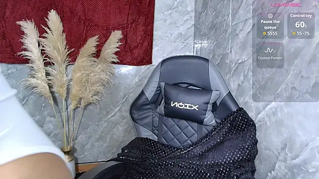 thepeach_'s Live XXX Chat