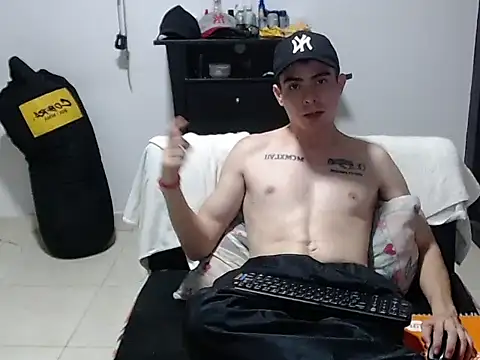 Zac_Efront Webcam show