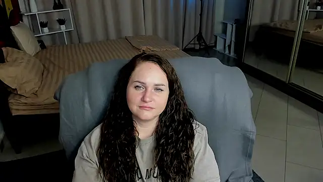 Chorna_Rouse's Live XXX Chat