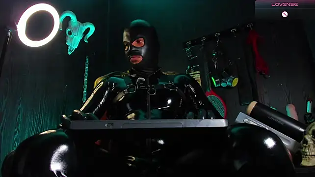 Master_Connor_BDSM Obrolan Langsung XXX