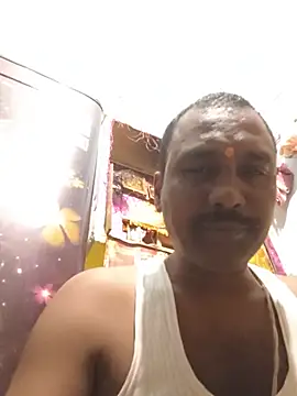 Priyasexcpl লাইভ XXX চ্যাট