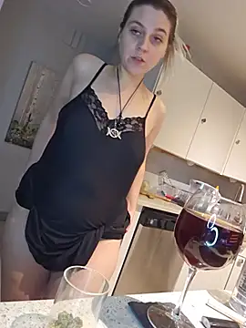 XXX chat uživo modela ScarletsWeb