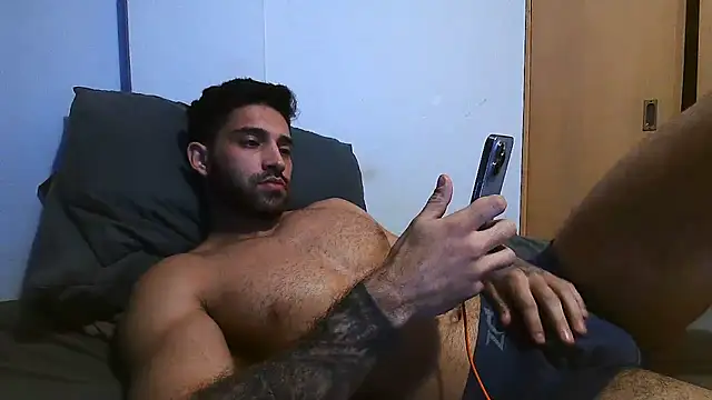 Chat +18 de macho_fit ao vivo