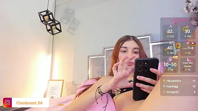 Cloedurant live XXX chat