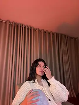 Aliinak Live XXX-Chat