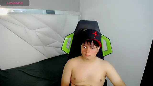 Tommy_cotton Chat XXX live