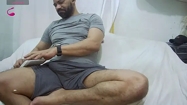 bruce_bigg Live XXX-Chat