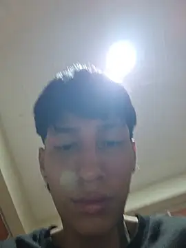 Chat +18 de daniel_X18X ao vivo