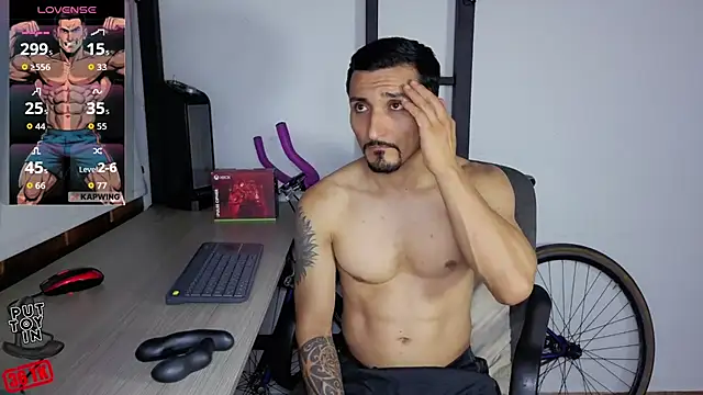 Marck_Muscle Adlı Modelin Canlı XXX Sohbeti