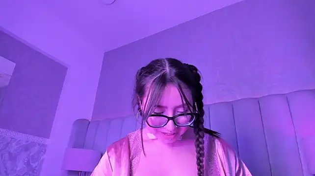 MadeleynRose's Live XXX Chat