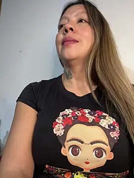 Chat XXX en directo de Bruja_lu