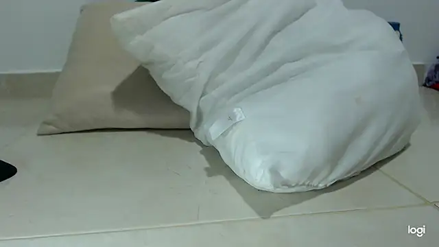 staylor29 Live XXX Chat