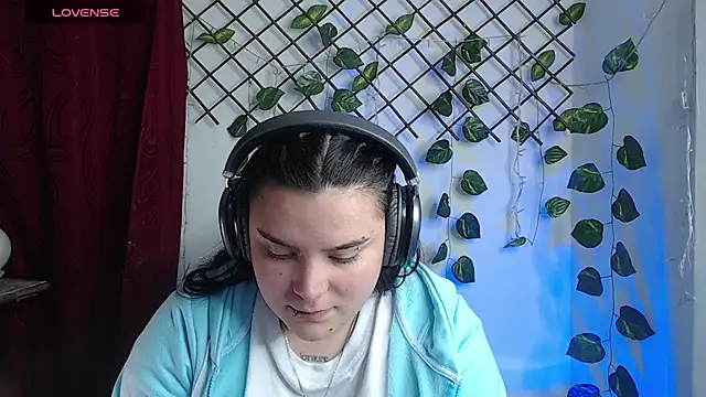 Nika_1_ Adlı Modelin Canlı XXX Sohbeti