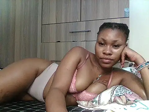 Juicyy_afriq Live XXX-Chat