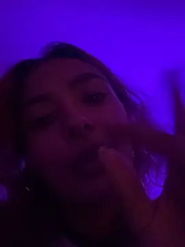 Violetta_Leon Adlı Modelin Canlı XXX Sohbeti