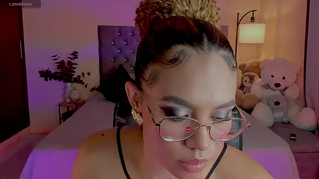 Chat +18 de OxanaFedorova1- ao vivo