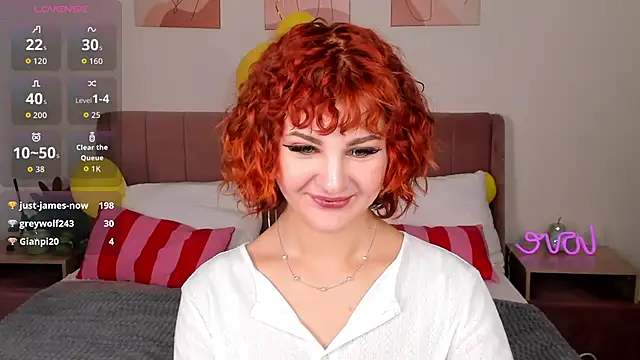 Kira__Fluffy Adlı Modelin Canlı XXX Sohbeti