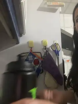 Chat +18 de Freya_Artemisa ao vivo