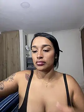 XXX chat uživo modela KatalinnaBrown