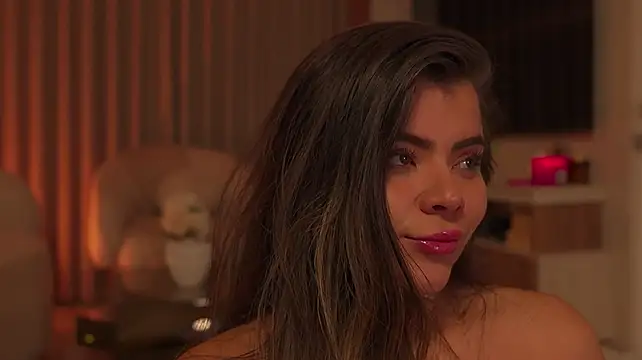 دردشة Julie_Belle_ الجنسية المباشرة