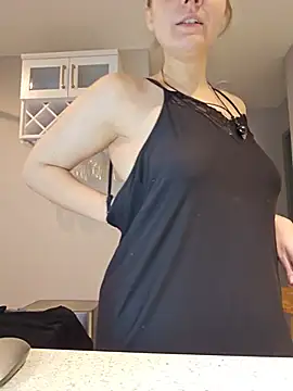 แชท XXX สดของ ScarletsWeb