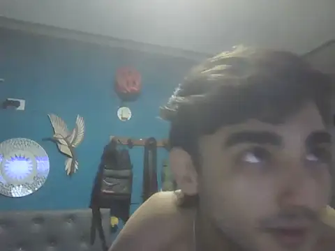 Bezzzzzerr Live XXX Chat