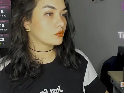 Babe-sofi live XXX chat