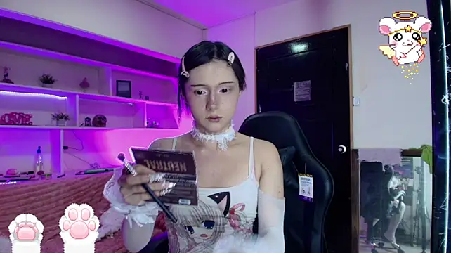 la_bommbasticn Live XXX chat