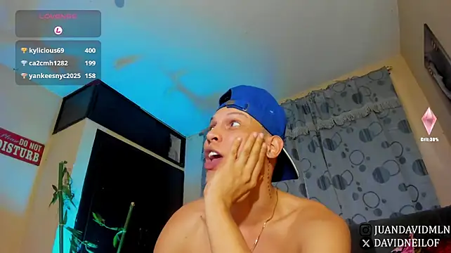 Živý XXX chat DavidNeill
