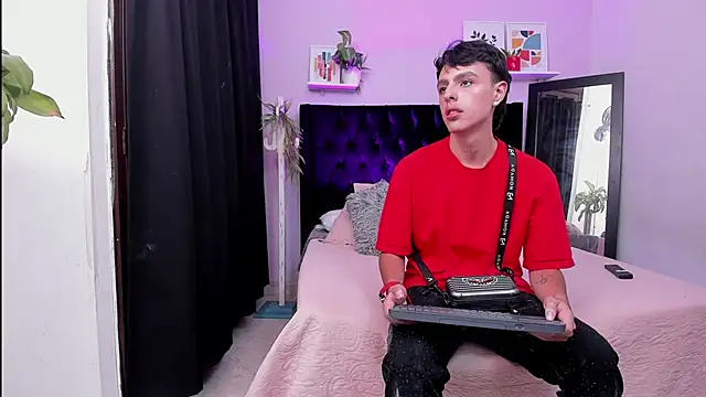 Chat +18 de Brycxxx ao vivo