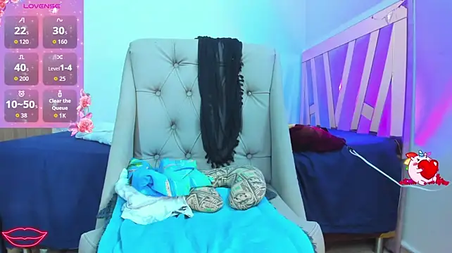 SkyeGabbyRose XXX чат на живо