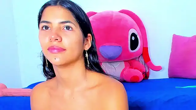Chatroom XXX en direct de AriannaLewiis
