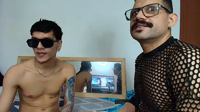 Chat XXX ao vivo de Benjamin_show