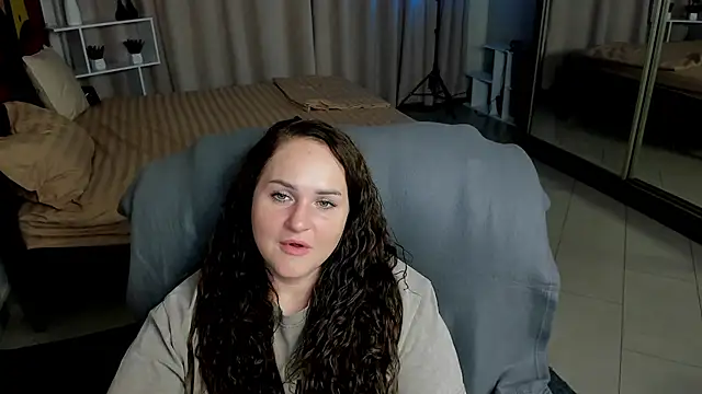 Chorna_Rouse's Live XXX Chat