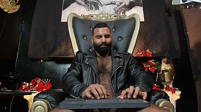 BeardAndrew – Naživo XXX chat