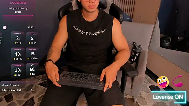 Axxel_Muscle live XXX chat