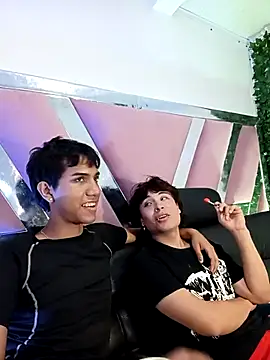 Živý XXX chat KevCokk