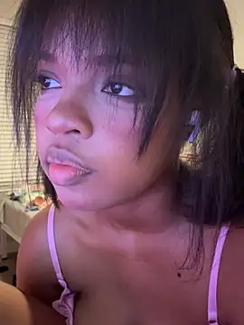AwkwardJasminee's Live XXX Chat