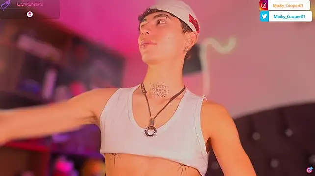 Maiky__Cooper01のライブXXXチャット