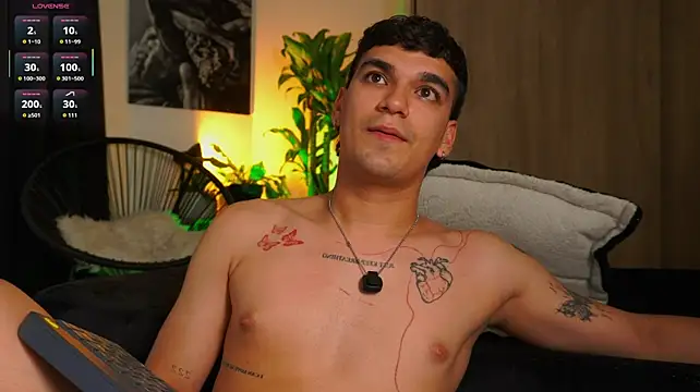 JhonnyCruz_ Live XXX Chat