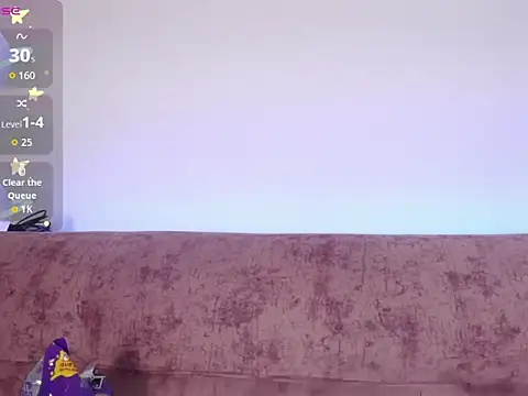 צ'אט XXX בשידור חי של Miiaa_doll