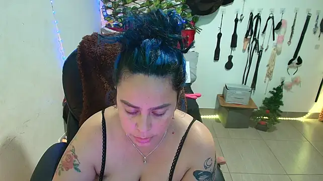 XXX chat uživo modela elektra_32