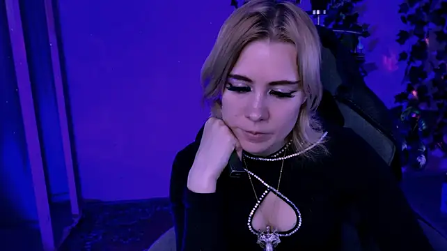 Chatroom XXX en direct de Kumiho_7777