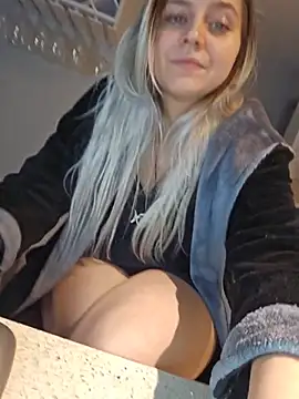 ScarletsWeb live XXX chat