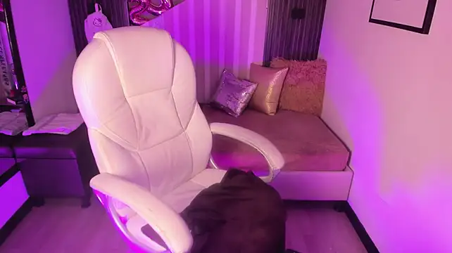 Chat +18 de LittleeStar ao vivo