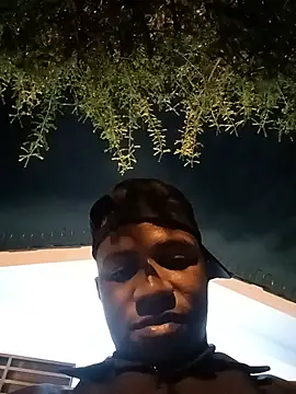 Show modela DyLandavi34 na web-kameri