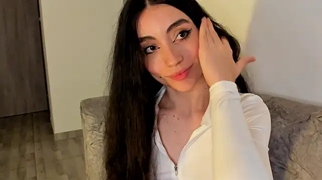 XXX chat uživo modela BritanyLnx