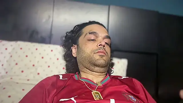 icebergslim281 লাইভ XXX চ্যাট